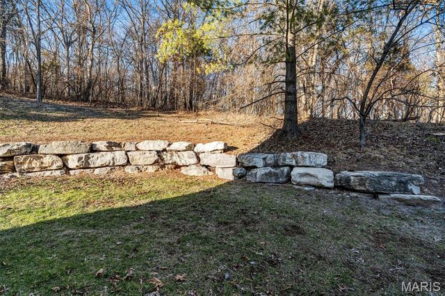 433 Summit Tree Court, Fenton, MO 63026