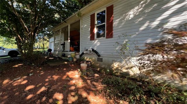 6411 Narramore Way, Lula, GA 30554