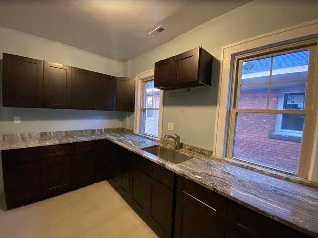 1721 Atkinson Street Unit: Upper, Detroit, MI 48206