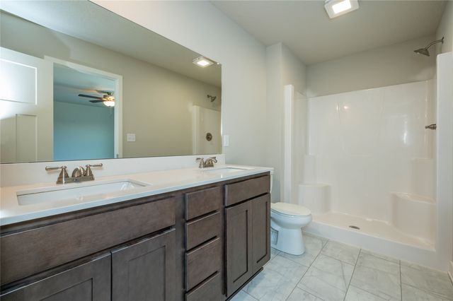 1671 NW Savannah Drive, Ankeny, IA 50023