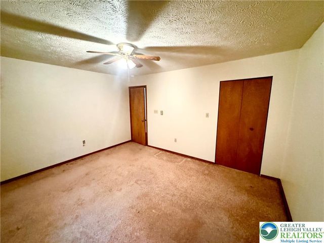 84 Tanglewood Drive, Penn Forest Twp, PA 18210