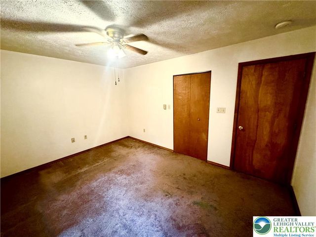 84 Tanglewood Drive, Penn Forest Twp, PA 18210