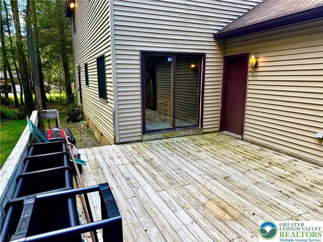 84 Tanglewood Drive, Penn Forest Twp, PA 18210