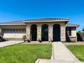 2117 Mariposa Dr, Hughson, CA 95326