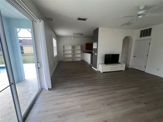 1024 SANDY RIDGE DRIVE, Davenport, FL 33896