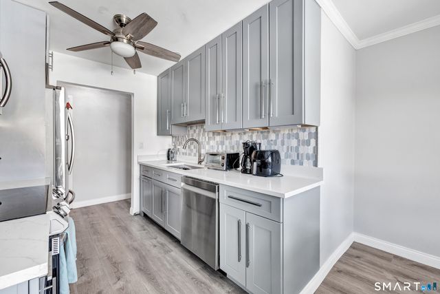 333 Vincellette Street 60, Bridgeport, CT 06606