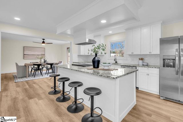 311 Dunbarton Court, Spartanburg, SC 29307