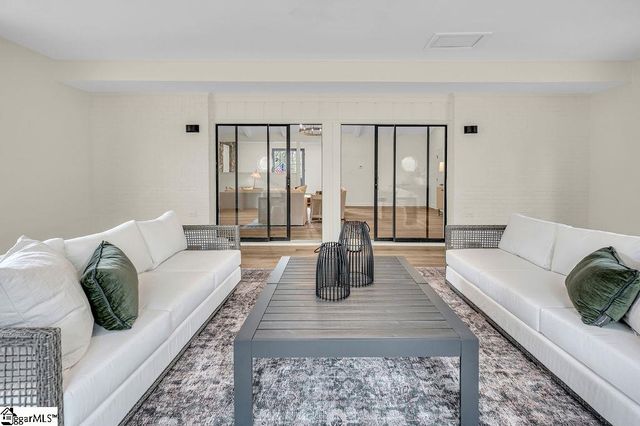 311 Dunbarton Court, Spartanburg, SC 29307