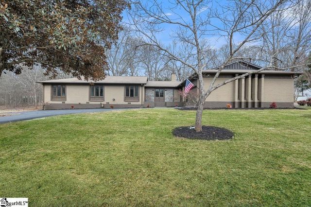 311 Dunbarton Court, Spartanburg, SC 29307