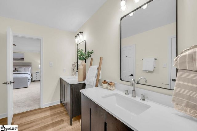 311 Dunbarton Court, Spartanburg, SC 29307