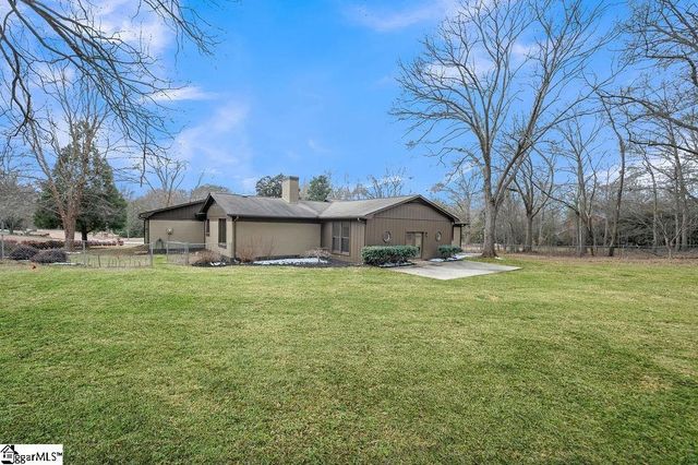 311 Dunbarton Court, Spartanburg, SC 29307