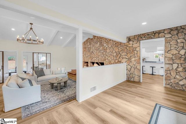 311 Dunbarton Court, Spartanburg, SC 29307