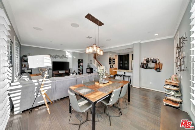 28667 Pietro Drive, Valencia, CA 91354