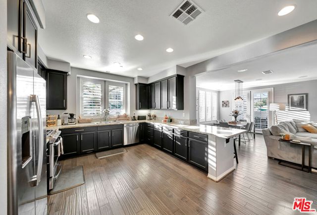 28667 Pietro Drive, Valencia, CA 91354