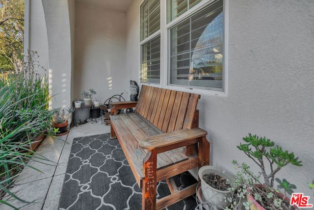 28667 Pietro Drive, Valencia, CA 91354