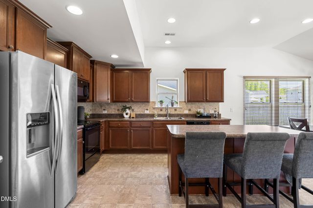 716 Harvest Point Drive, Fuquay Varina, NC 27526