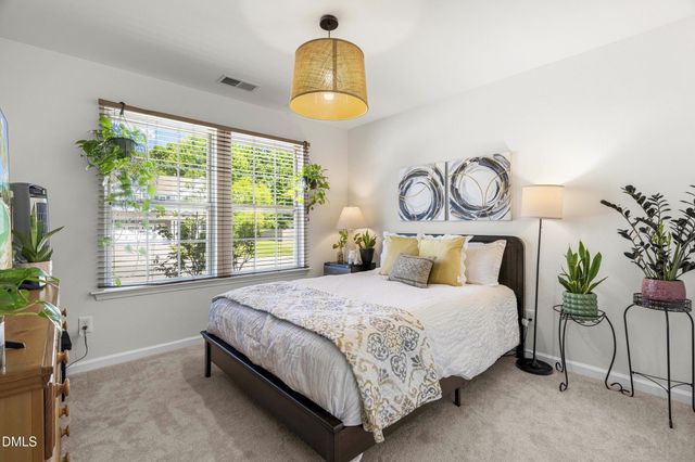 716 Harvest Point Drive, Fuquay Varina, NC 27526