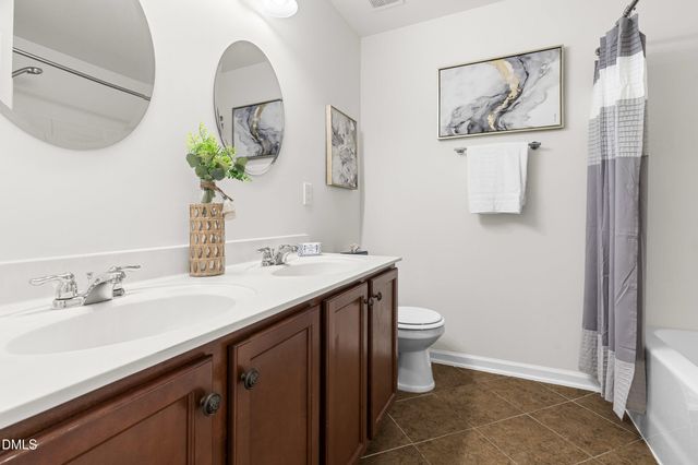 716 Harvest Point Drive, Fuquay Varina, NC 27526