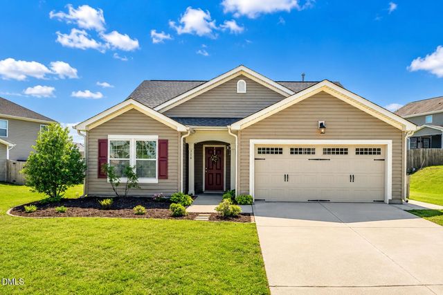 716 Harvest Point Drive, Fuquay Varina, NC 27526