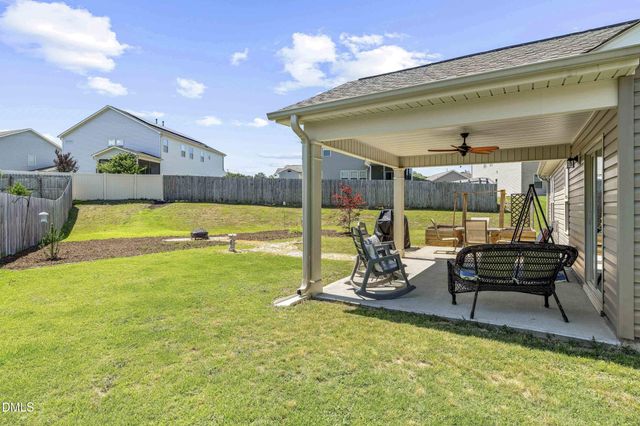 716 Harvest Point Drive, Fuquay Varina, NC 27526