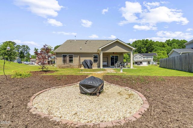 716 Harvest Point Drive, Fuquay Varina, NC 27526