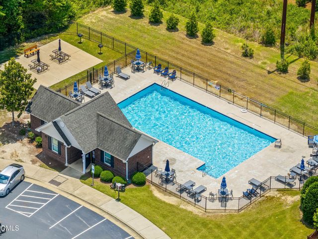 716 Harvest Point Drive, Fuquay Varina, NC 27526