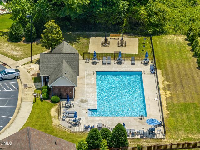 716 Harvest Point Drive, Fuquay Varina, NC 27526