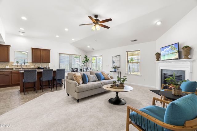 716 Harvest Point Drive, Fuquay Varina, NC 27526
