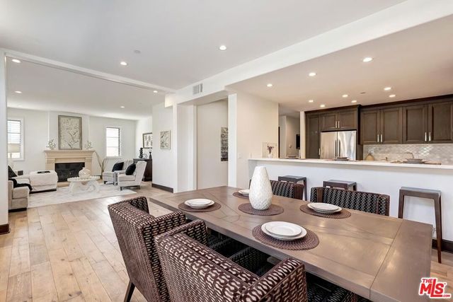 10523 Ashton Avenue 101, Los Angeles, CA 90024