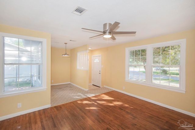 301 Chaseville St, Pensacola, FL 32507