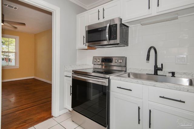 301 Chaseville St, Pensacola, FL 32507