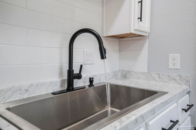 301 Chaseville St, Pensacola, FL 32507