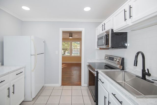 301 Chaseville St, Pensacola, FL 32507