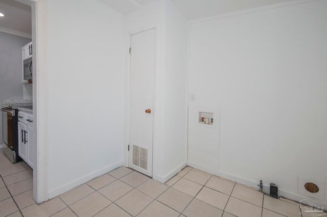 301 Chaseville St, Pensacola, FL 32507