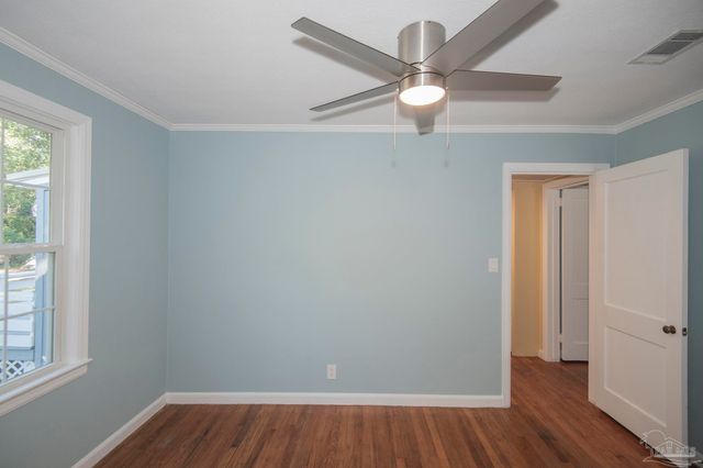 301 Chaseville St, Pensacola, FL 32507