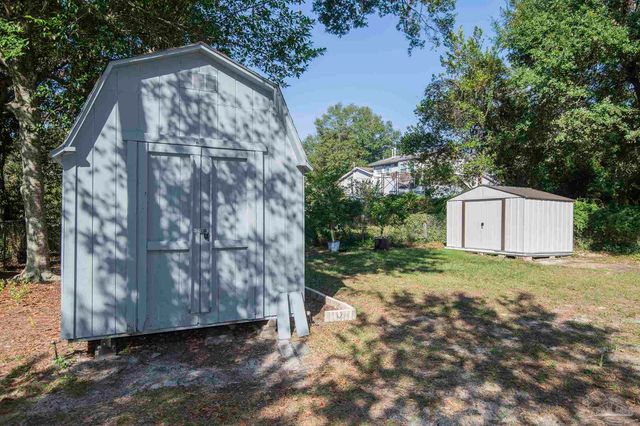 301 Chaseville St, Pensacola, FL 32507