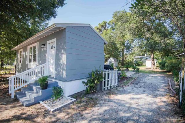 301 Chaseville St, Pensacola, FL 32507
