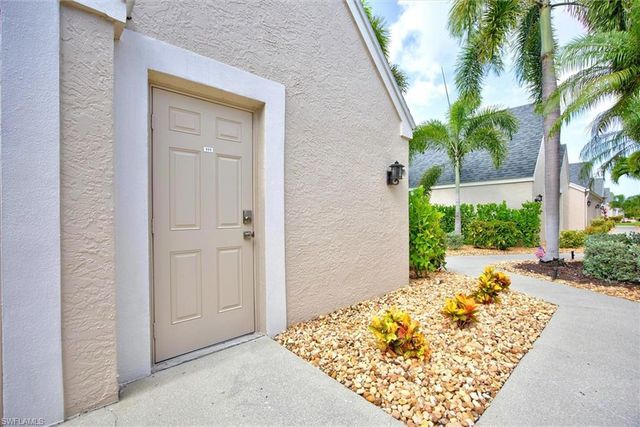 12090 Kelly Greens BLVD 111, Fort Myers, FL 33908