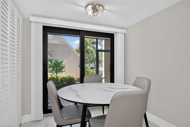 12090 Kelly Greens BLVD 111, Fort Myers, FL 33908