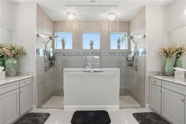 3733 SW 1st LN, Cape Coral, FL 33991