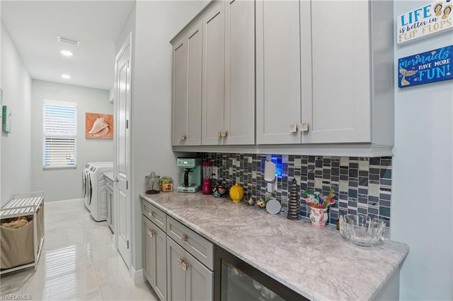 3733 SW 1st LN, Cape Coral, FL 33991