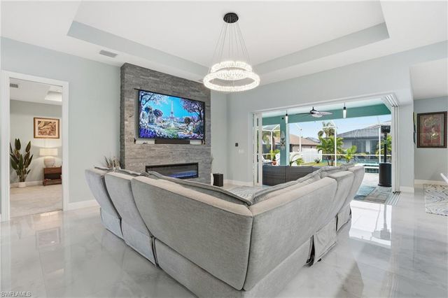 3733 SW 1st LN, Cape Coral, FL 33991