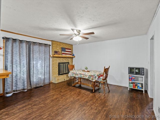 208 N Chambers Trail, Claremore, OK 74017