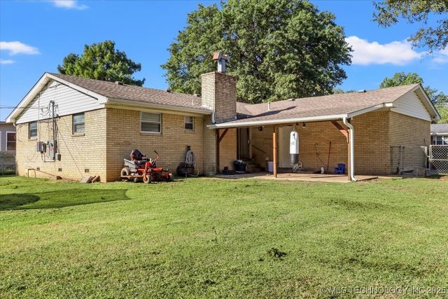 208 N Chambers Trail, Claremore, OK 74017