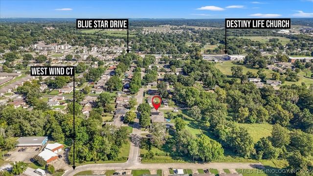 208 N Chambers Trail, Claremore, OK 74017