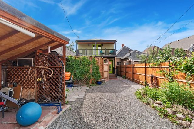 3313 Curtis Street, Denver, CO 80205