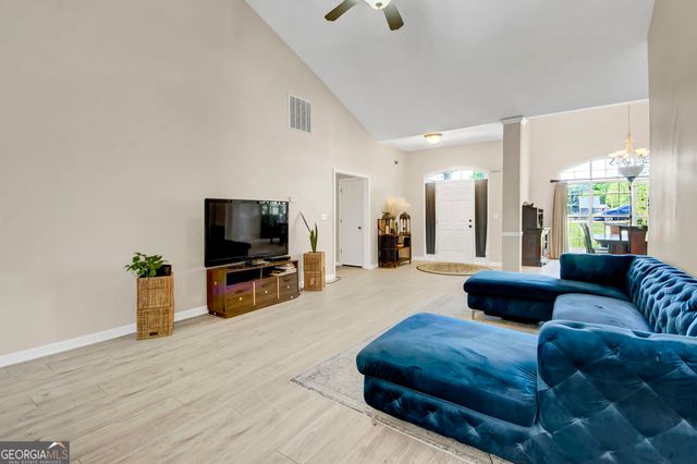 2640 Snowcrest Place, Bethlehem, GA 30620
