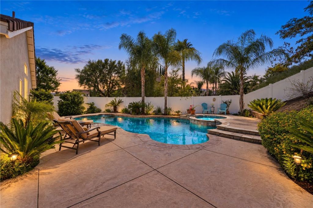 41959 Cameryn Court, Murrieta, CA 92562 — exterior