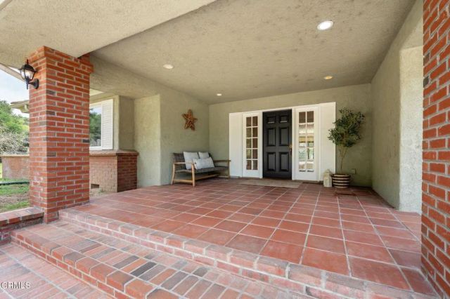 11993 Macdonald Drive, Ojai, CA 93023