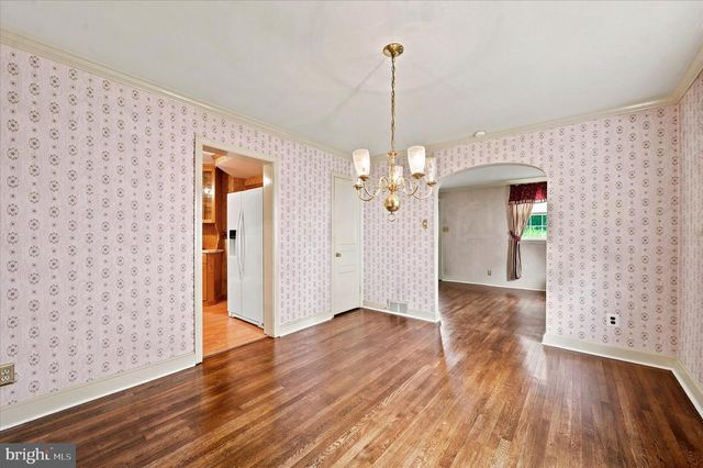 141 FLINTLOCK RD, Drexel Hill, PA 19026